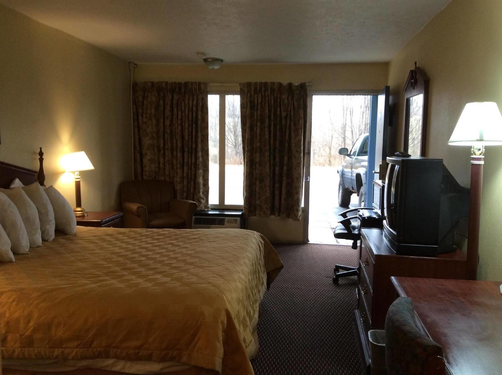 Budget Inn Columbus East 外观 照片